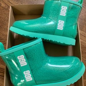 Kids UGGS Classic Clear Mini Boots